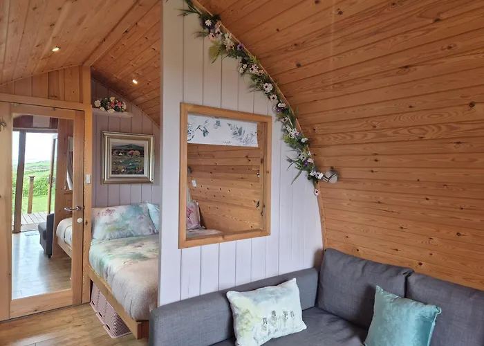 Lilly\'S Lodges Orkney Hedgehog Lodge