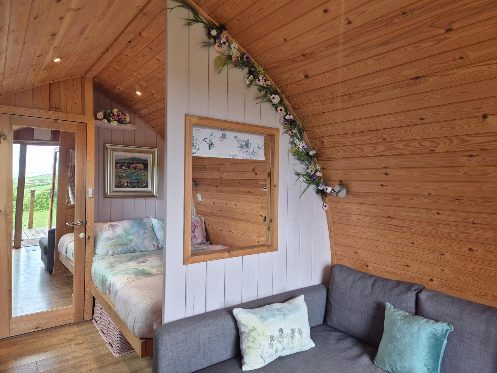 Lilly's Orkney Hedgehog * Finstown
